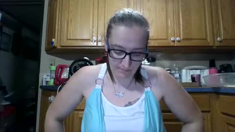 TruckersWifeToBe online show from October 1, 2:43 am