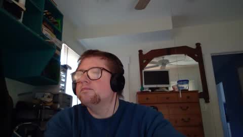 HandicappedLaugher online show from December 30, 7:21 pm