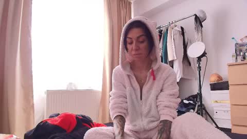 Judith online show from February 18, 1:33 pm