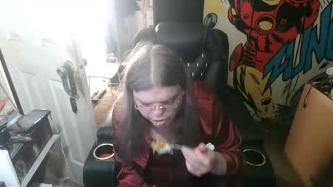 Anne online show from March 30, 8:47 am