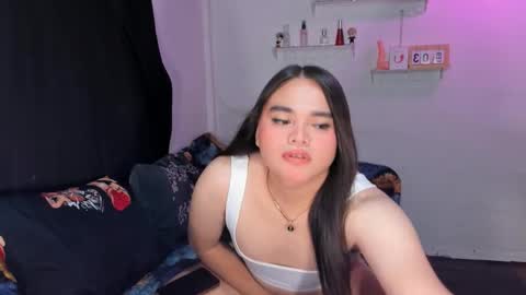 ts_lovelicious online show from February 3, 1:04 pm