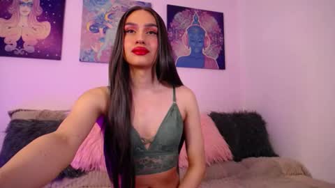 TS Alexa Feet online show from January 6, 2:15 am