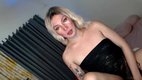 Julian online show from May 15, 8:16 pm