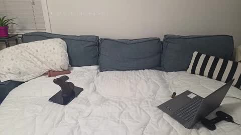 Alejandro Alvarez online show from November 3, 12:33 am