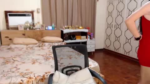  Love Marie  online show from February 14, 6:29 pm