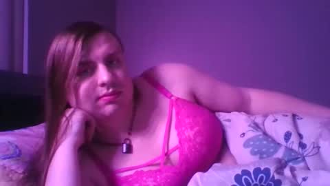 TSPhoenixEvelyn online show from June 10, 4:23 am