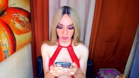 Queen Selena online show from September 29, 9:52 am