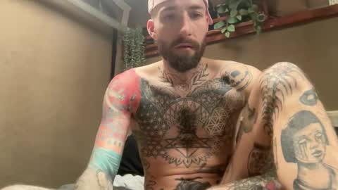 Tuhands online show from March 5, 10:00 am