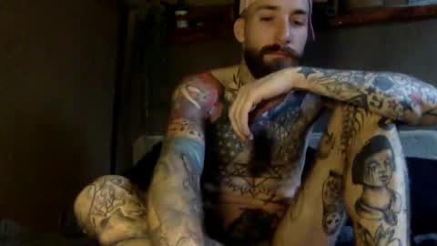 Tuhands online show from December 15, 2:16 pm