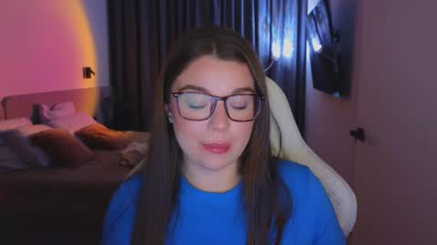 Snapshot of tutti_frutti_ chatting on October 14, 9:07 pm Ariana online show from October 14, 9:07 pm