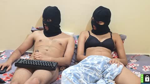 Snapshot of tvycas7 chatting on December 5, 5:01 pm A M On vacation till 28th online show from December 5, 5:01 pm