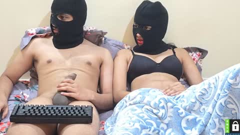 Snapshot of tvycas7 chatting on December 4, 5:05 pm A M On vacation till 28th online show from December 4, 5:05 pm