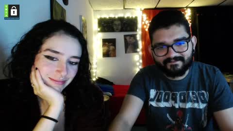 TwinFlamesXX online show from January 14, 5:29 am