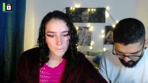 TwinFlamesXX online show from January 27, 6:30 am