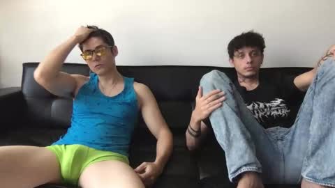 Derrick online show from February 14, 5:14 pm