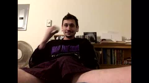 TwinkyMcgee online show from October 28, 7:31 am