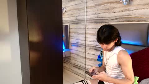 twinslovers_ online show from December 17, 3:57 am