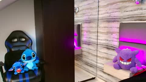 twinslovers_ online show from December 20, 4:30 am