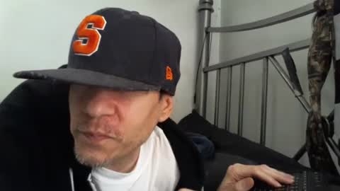 twistedvanilla online show from December 14, 8:40 pm