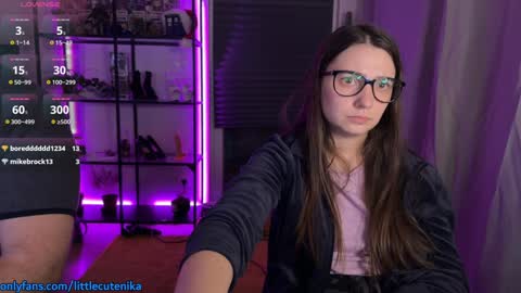 Snapshot of two_0f_us chatting on December 8, 8:04 pm Two of us online show from December 8, 8:04 pm