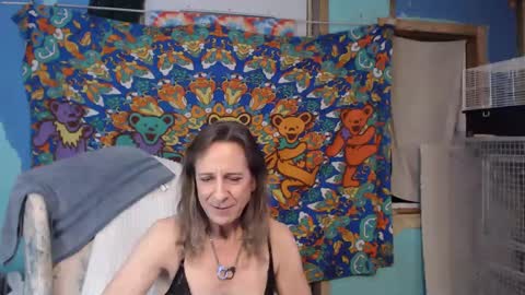 twocumkerry online show from February 26, 7:02 am