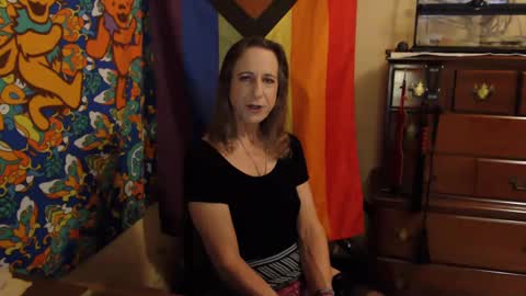 twocumkerry online show from March 10, 4:28 am