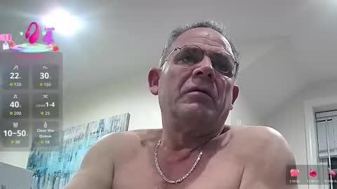 Twopeopleinlove online show from February 16, 11:14 pm