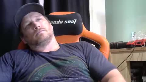 tyfinns69568194 online show from December 18, 2:51 am