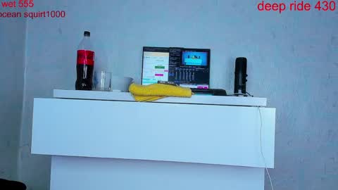 tykita online show from April 4, 7:15 am