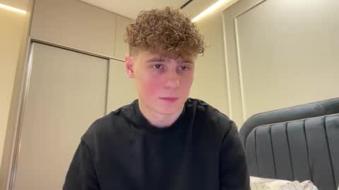 tyler_garrner online show from February 20, 3:58 pm