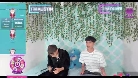 tylerhot2005 online show from December 18, 5:08 pm