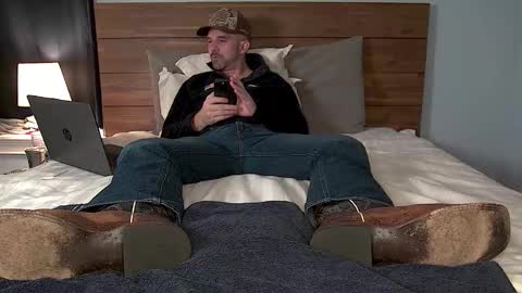 TylerLogan813 online show from January 16, 6:55 am