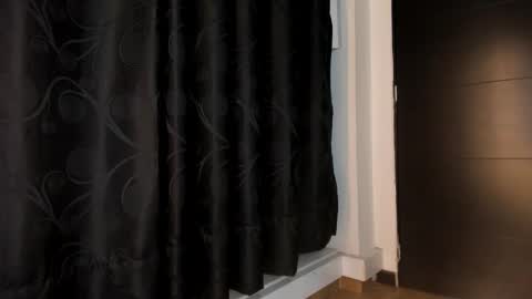 tylla__ online show from March 7, 5:29 am