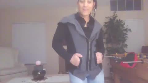 Azelia B online show from January 4, 5:27 am