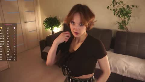 Lili online show from February 25, 5:27 pm