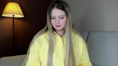 Amelia online show from February 5, 10:30 am