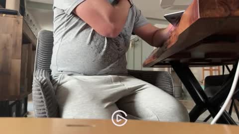 ueberdruck01 online show from December 15, 10:44 am