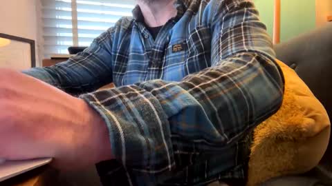 ukclive online show from February 3, 8:35 am