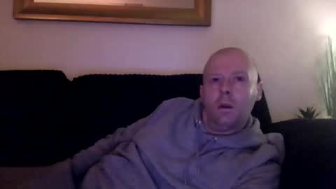 Snapshot of ukmatty3 chatting on February 19, 1:51 am ukmatty3 online show from February 19, 1:51 am