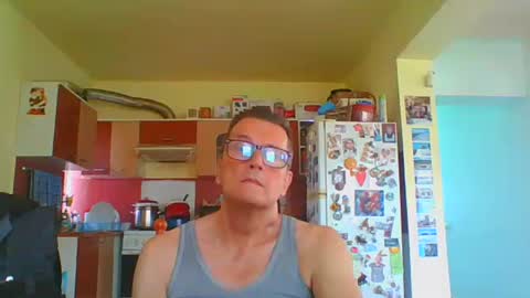 ulmeni4 online show from April 23, 12:24 pm