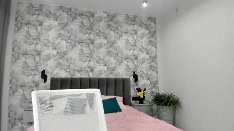 Melena online show from December 16, 1:35 am