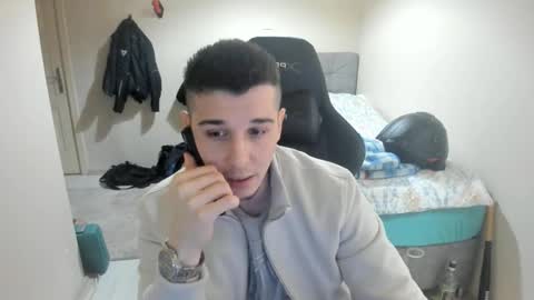Snapshot of ulxer chatting on March 12, 8:09 pm hi im mike tyson - online show from March 12, 8:09 pm