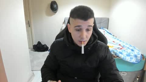 Snapshot of ulxer chatting on December 5, 8:28 pm hi im mike tyson - online show from December 5, 8:28 pm