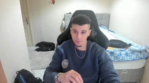 Snapshot of ulxer chatting on January 22, 6:52 pm hi im mike tyson - online show from January 22, 6:52 pm