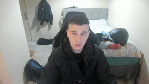 Snapshot of ulxer chatting on February 28, 8:39 pm hi im mike tyson - online show from February 28, 8:39 pm