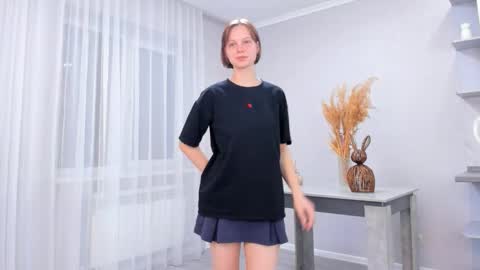 Kira online show from November 29, 3:19 pm