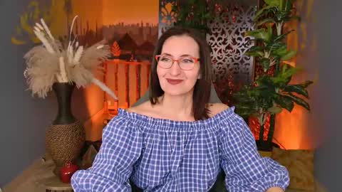 UnaTera online show from November 22, 6:23 am