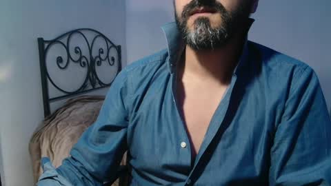 Giov online show from May 9, 4:35 pm