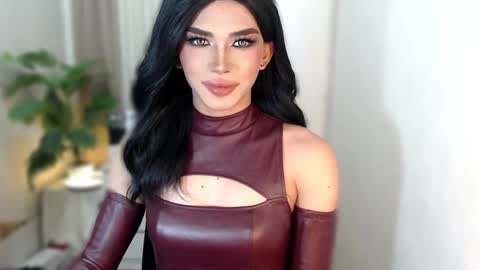 Miss Andrea online show from February 23, 5:15 pm