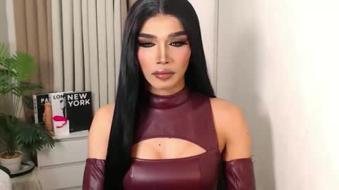 Miss Andrea online show from November 6, 1:14 pm